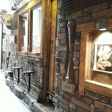 Rent A - Be Rustic