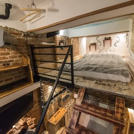 Rent A - Be Rustic Braşov