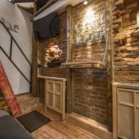 Rent A - Be Rustic *