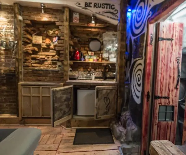 Rent A - Be Rustic Апартаменты Брашов