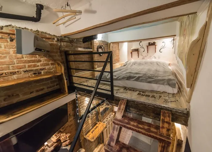 Rent A - Be Rustic Braşov