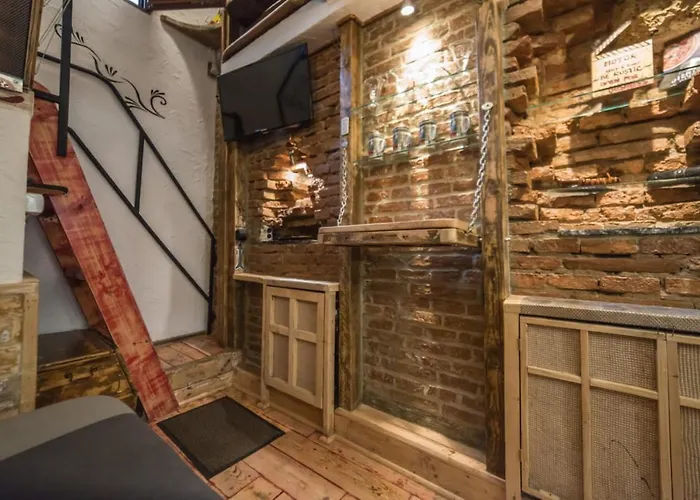 Rent A - Be Rustic *